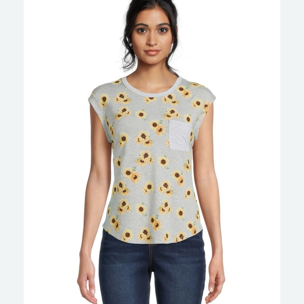 No Boundaries Gray and Yellow Fitted Cap Sleeve Tee